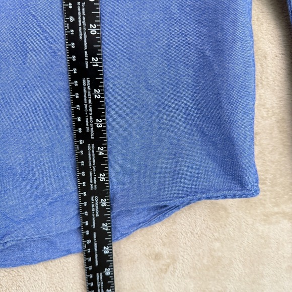 American Eagle Mens Chambray Button Down Shirt Size M Blue Long Sleeve Classic - Picture 5 of 10